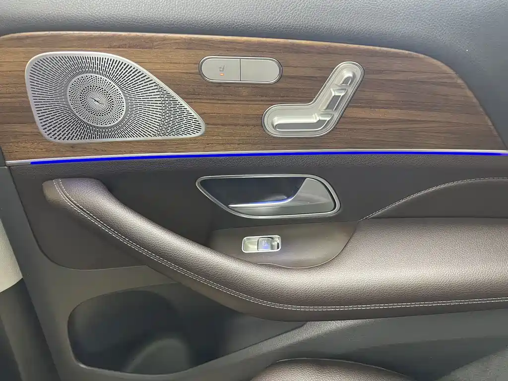 Mercedes-Benz GLE 2020 — фото 25