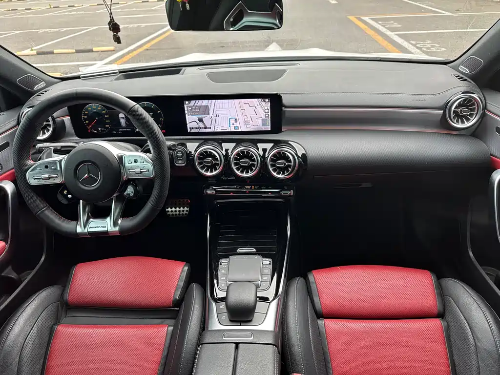 Mercedes-Benz A-Class AMG 2023 — фото 5