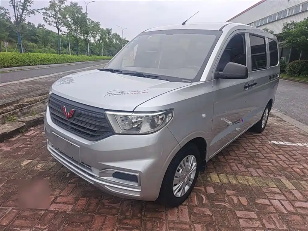 Wuling Hongguang V 2019