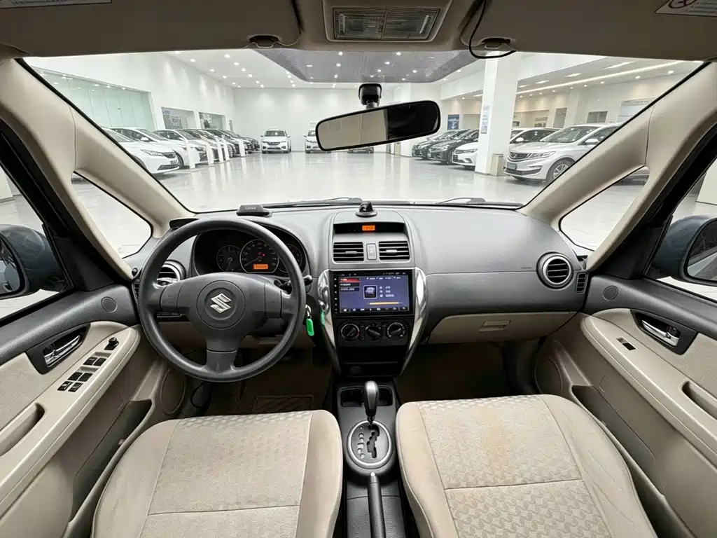 Suzuki SX4 2012