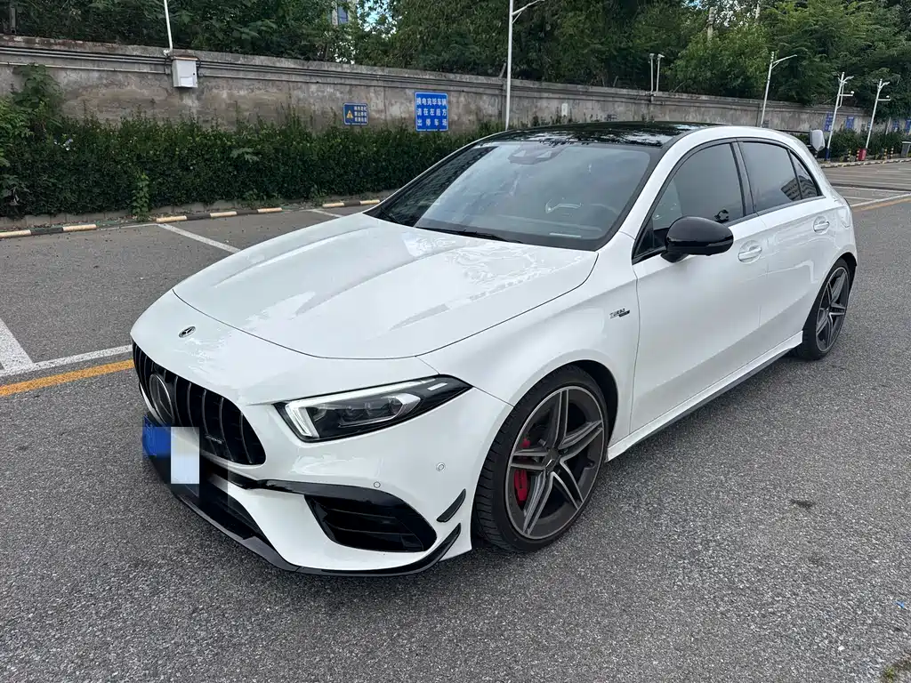 Mercedes-Benz A-Class AMG 2023 — фото 1