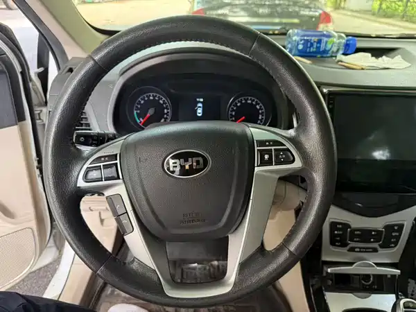 BYD e5 2017