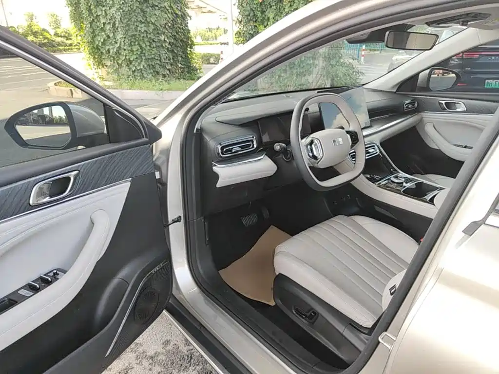 Geely Galaxy Star 6 2025 — фото 12