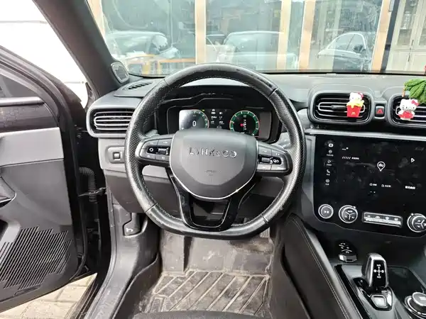 Lynk & Co 03 2020