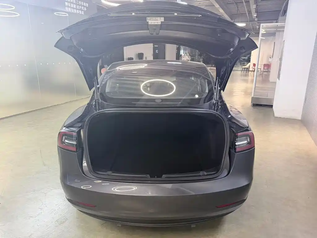 Tesla Model 3 2019 — фото 9