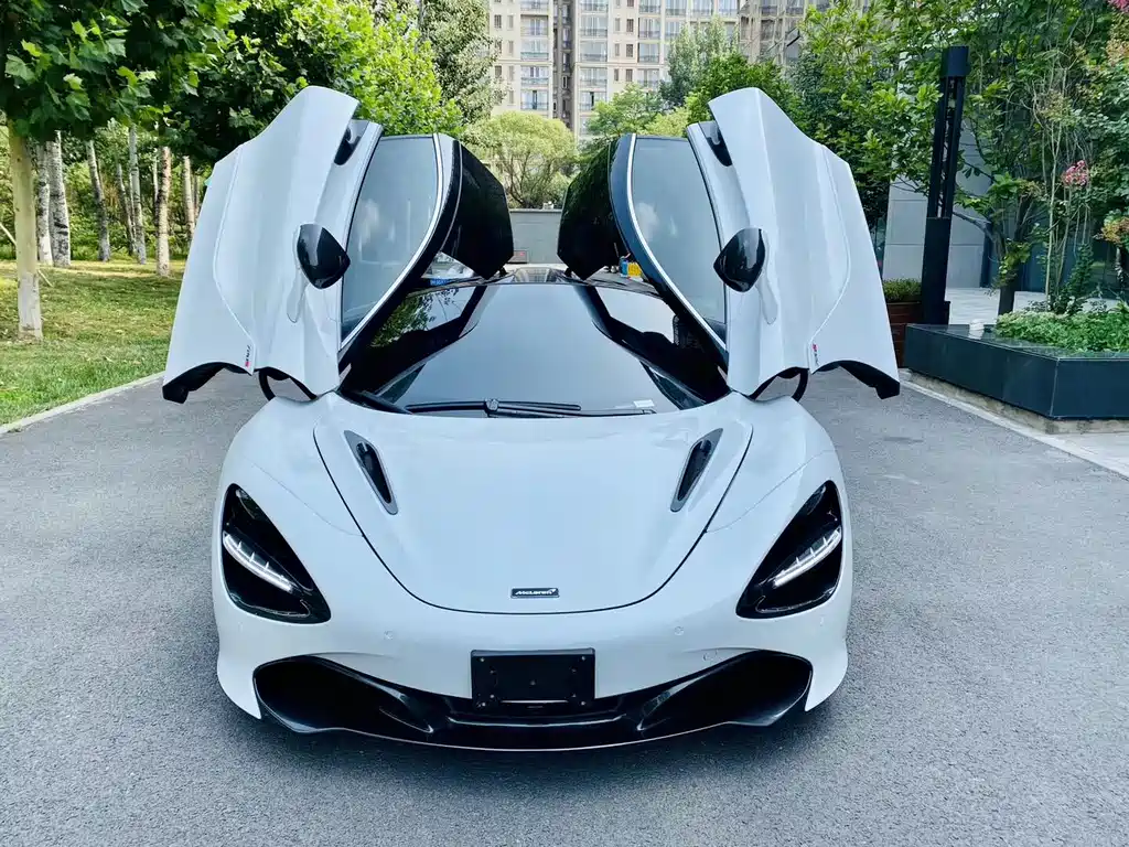 McLaren 720S 2018