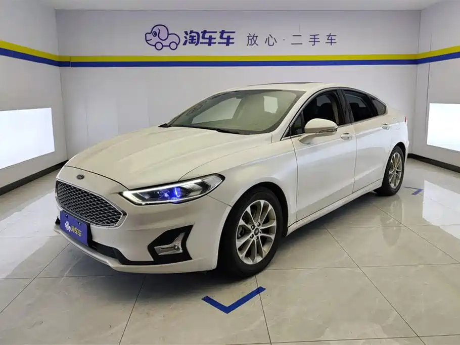 Ford Mondeo 2021 — фото 1