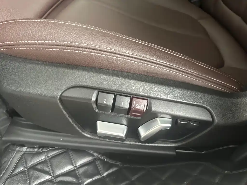 BMW X1 2021 — фото 15