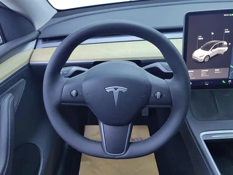 Tesla Model Y 2022 — фото 15