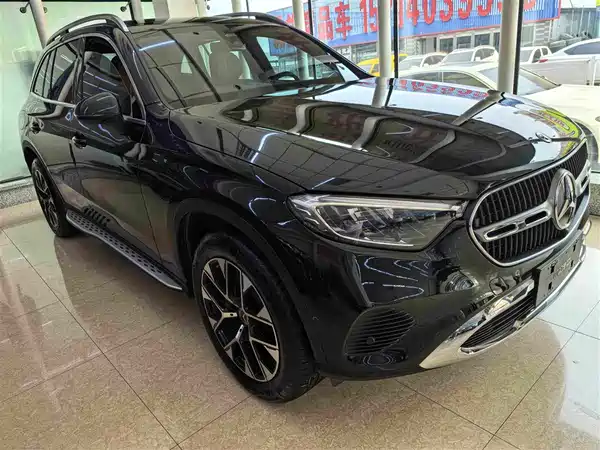 Mercedes-Benz GLC 2023
