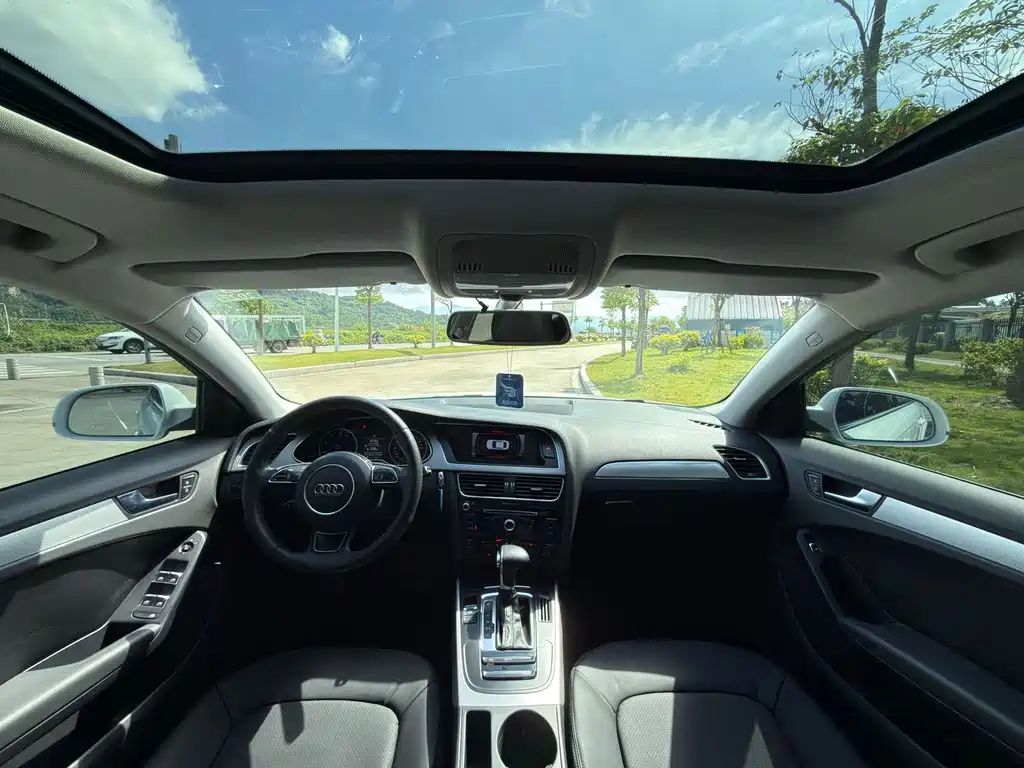 Audi A4L 2014