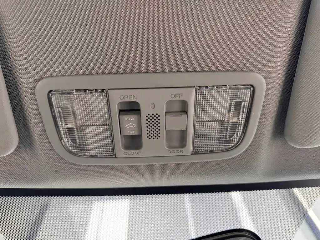 Honda Civic 2015 — фото 17