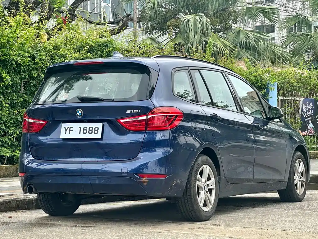 BMW 2 Series Wagon 2015 — фото 13