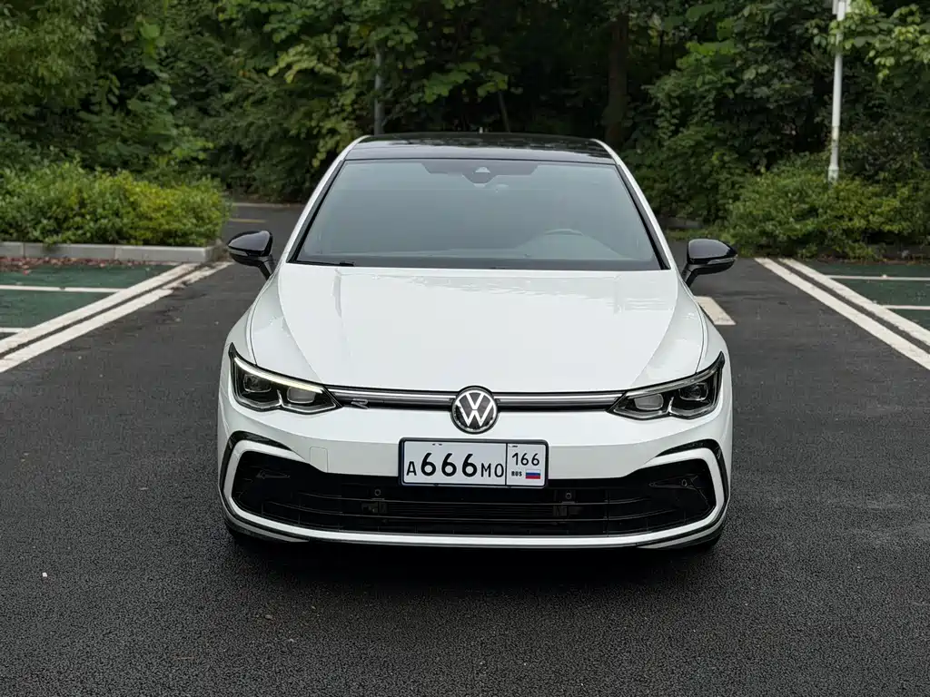 Volkswagen Golf 2022