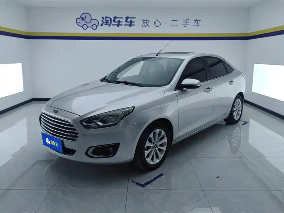 Ford Escort 2015 — фото 1
