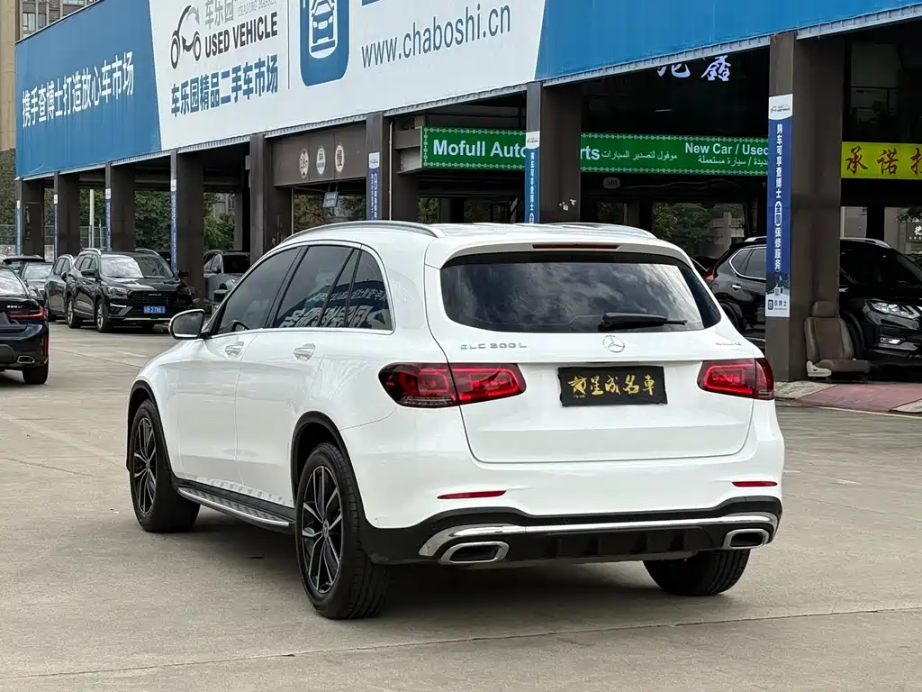 Mercedes-Benz GLC 2020 — фото 19