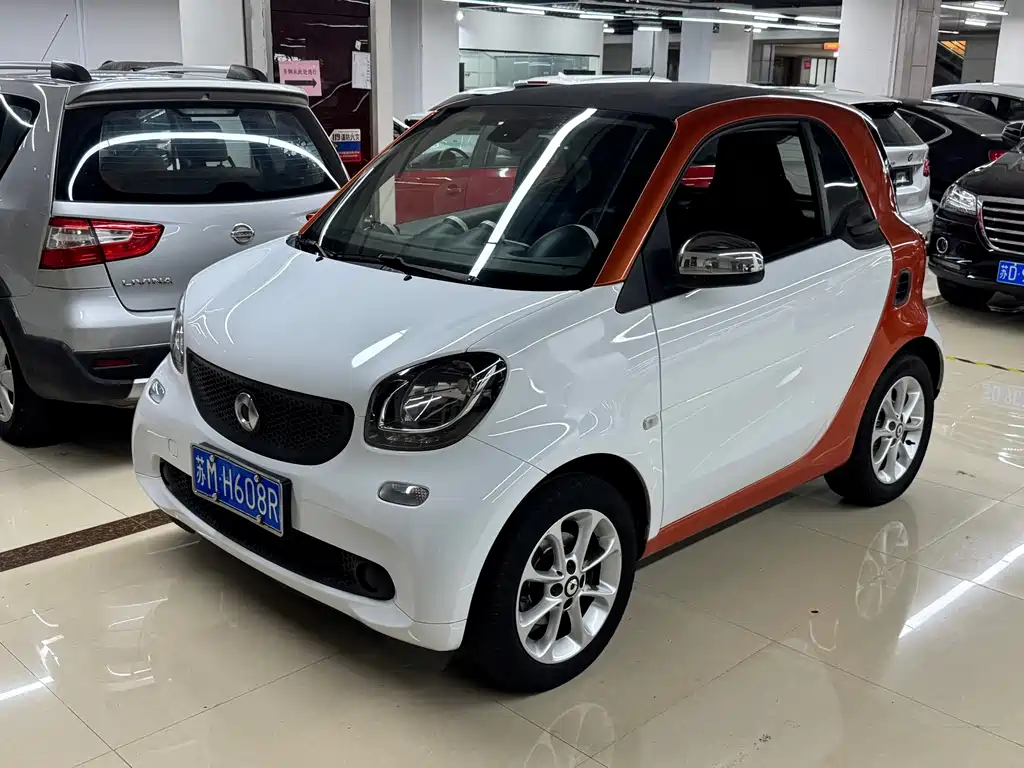 smart fortwo 2017 — фото 1
