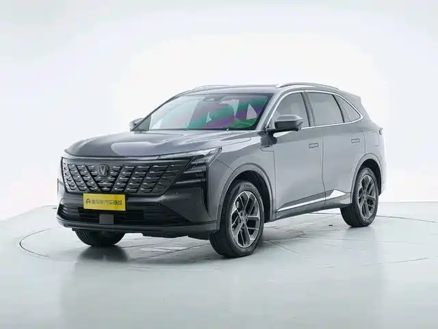 Changan CS75PLUS 2024 — фото 1