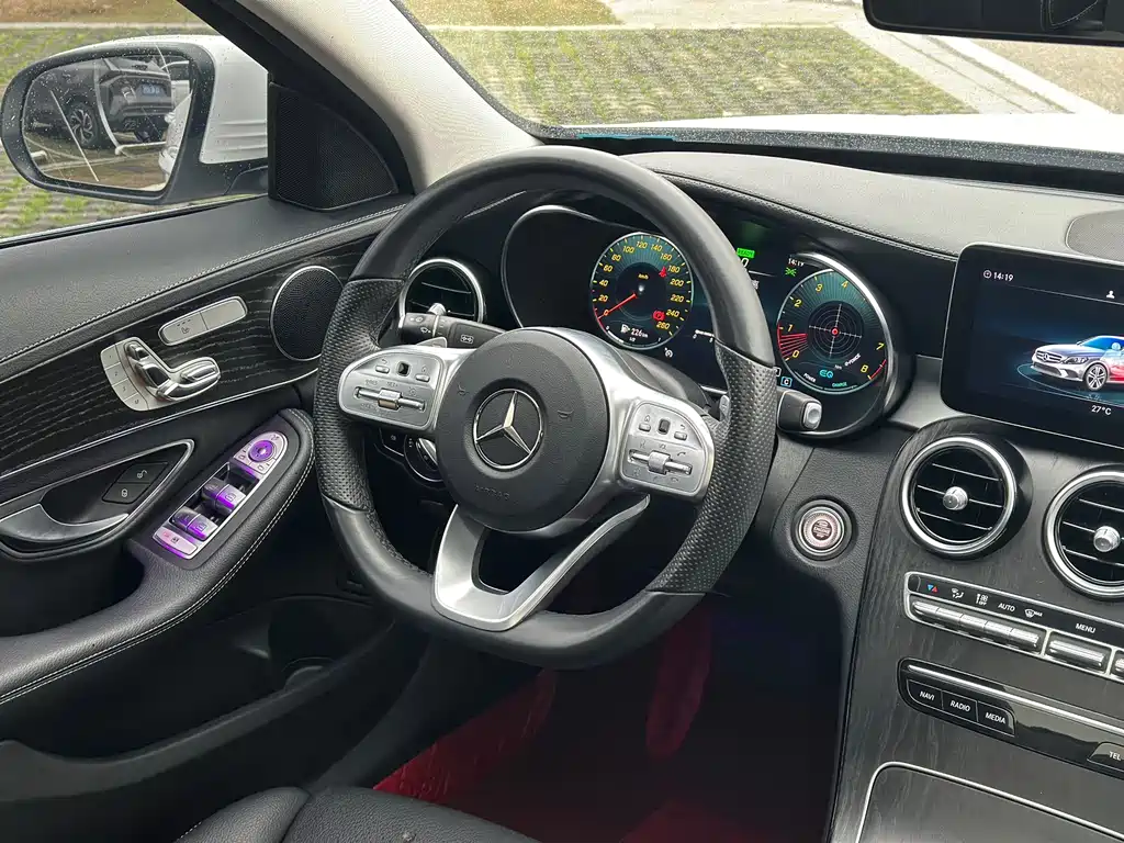 Mercedes-Benz C-Class 2020 — фото 15
