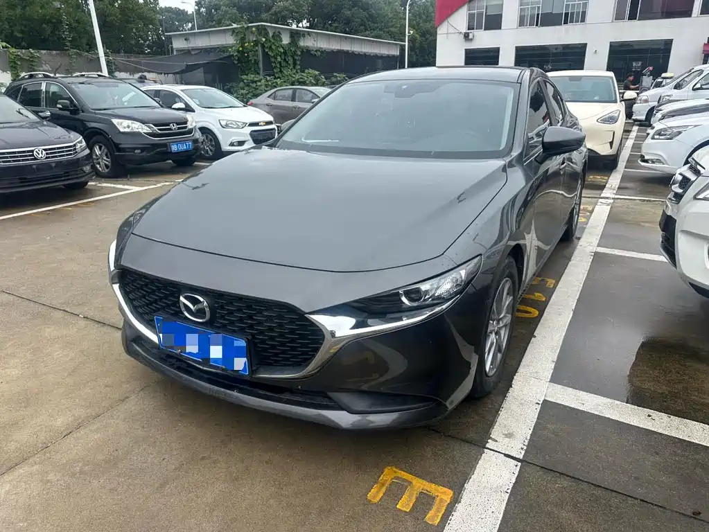 Mazda 3 Axela 2023