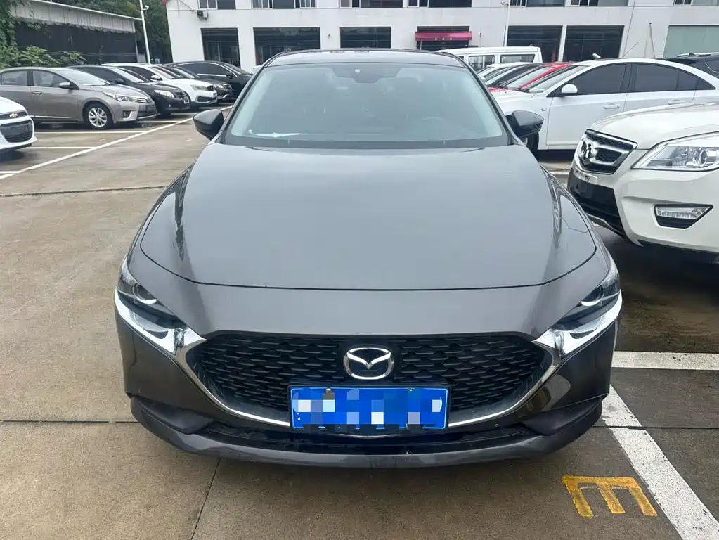 Mazda 3 Axela 2023