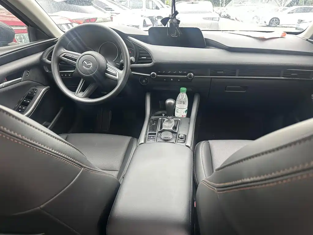 Mazda 3 Axela 2023