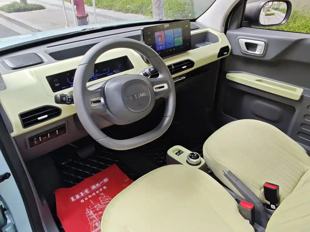 Geely Galaxy Panda 2023 — фото 15