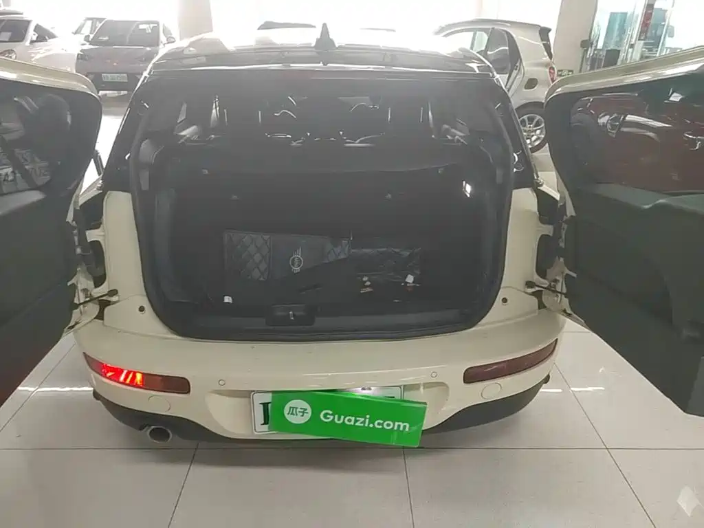 MINI Clubman 2021 — фото 19