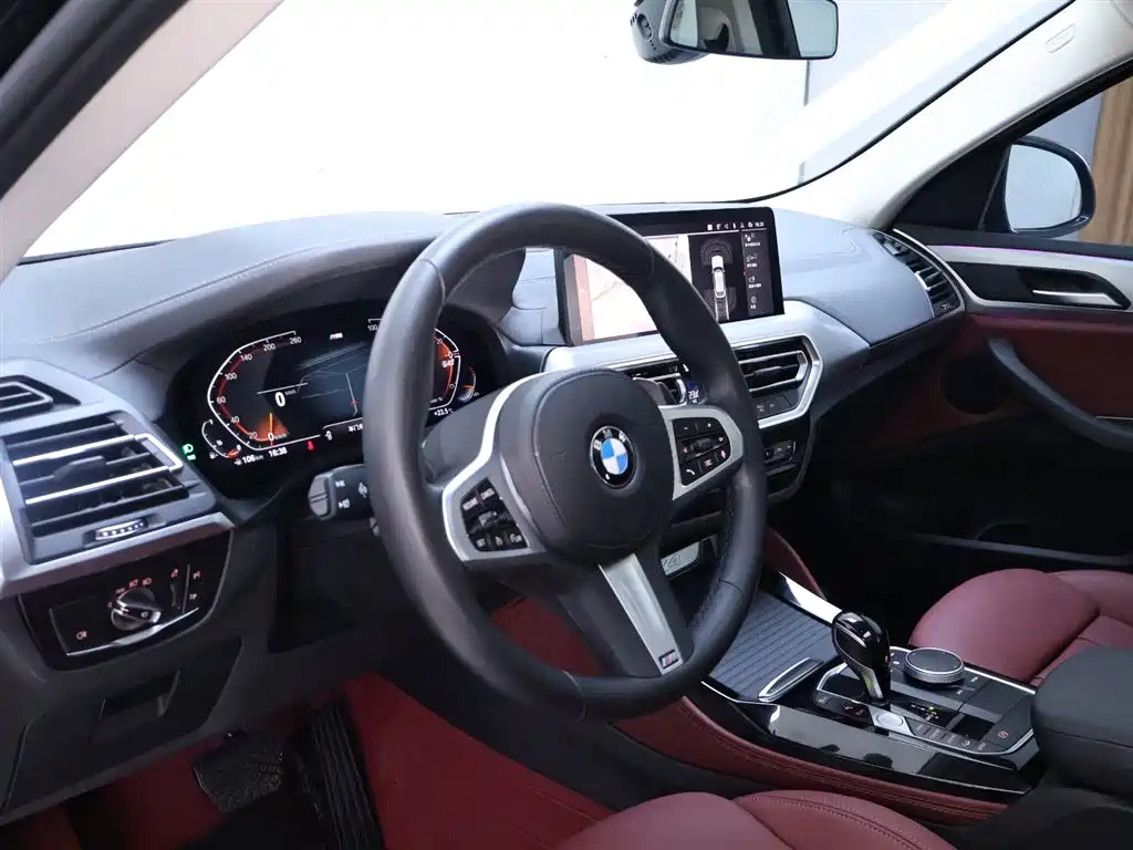 BMW X4 2023 — фото 11