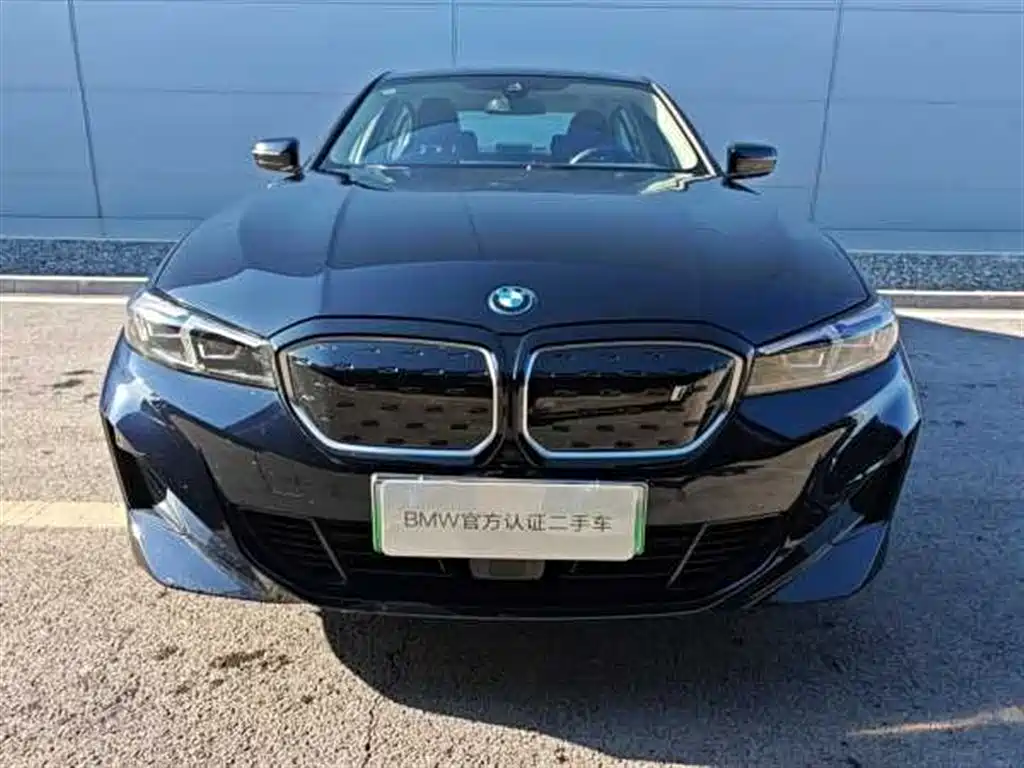 BMW i3 2025 — фото 2