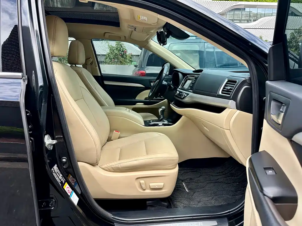 Toyota Highlander 2019 — фото 17