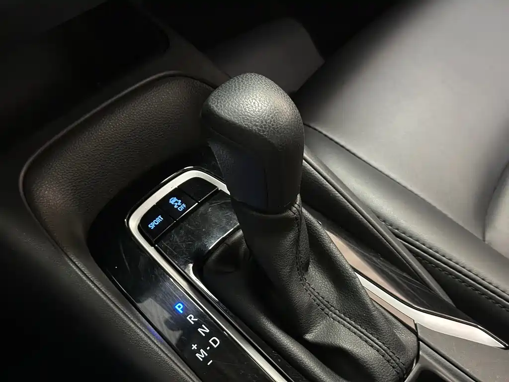 Toyota Corolla 2022 — фото 15