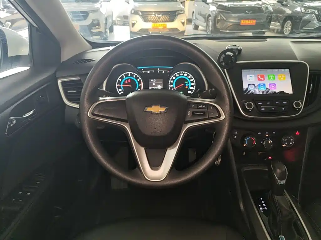 Chevrolet Cavalier 2017 — фото 11