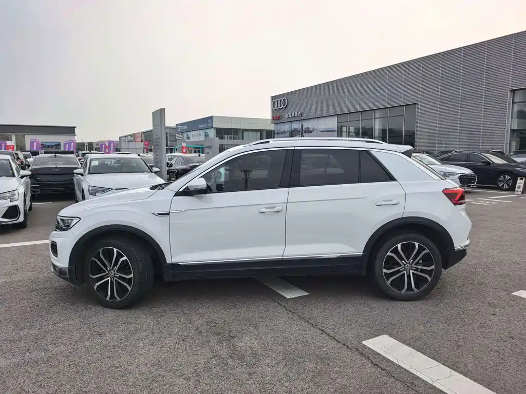 Volkswagen T-Roc 2019 — фото 14