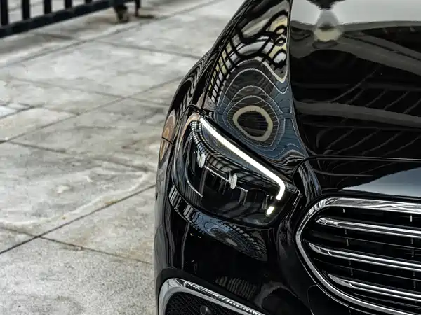 Mercedes-Benz E-Class 2022