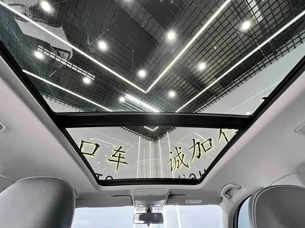 Volkswagen Tiguan L 2023 — фото 13