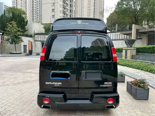 GMC SAVANA 2015