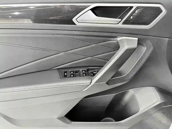 Volkswagen Tiguan L 2023