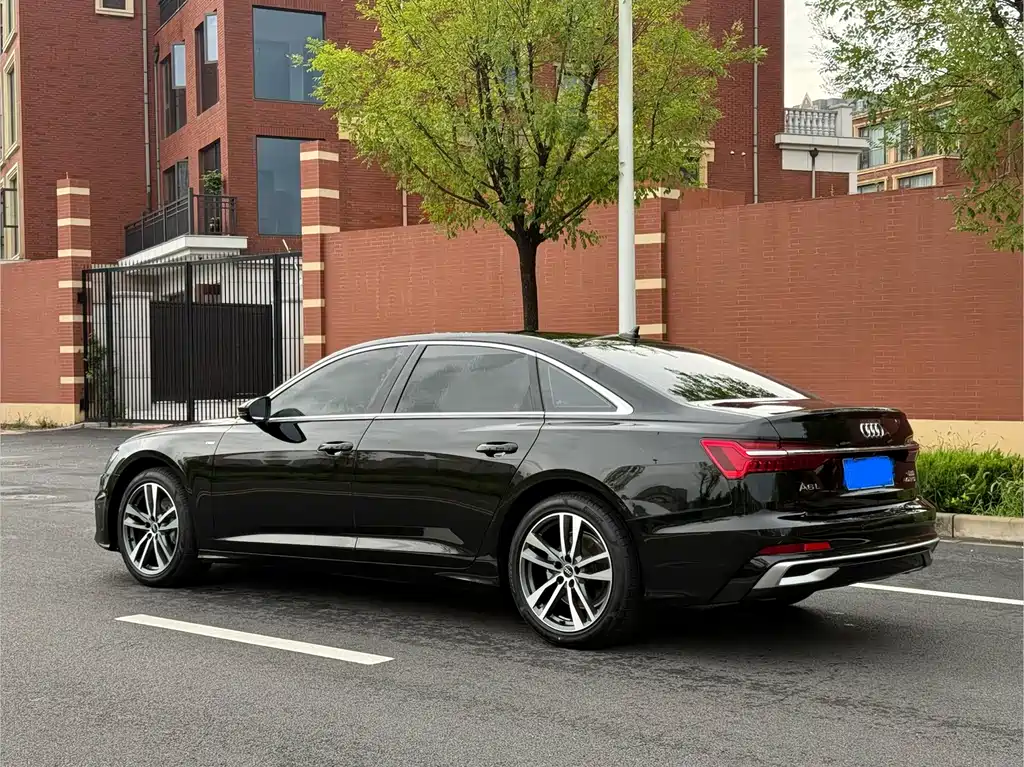 Audi A6L 2023 — фото 9