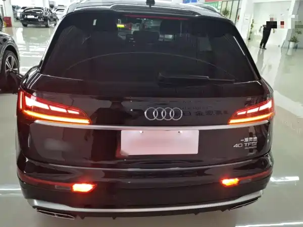 Audi Q5L 2021