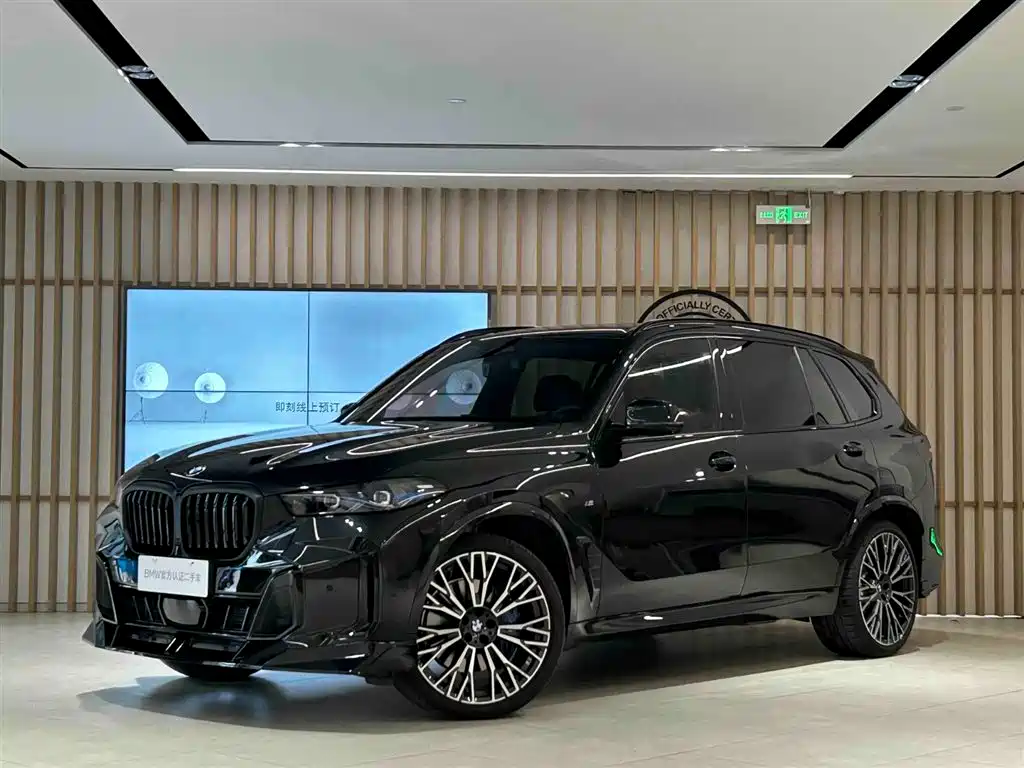 BMW X5 2025 — фото 1