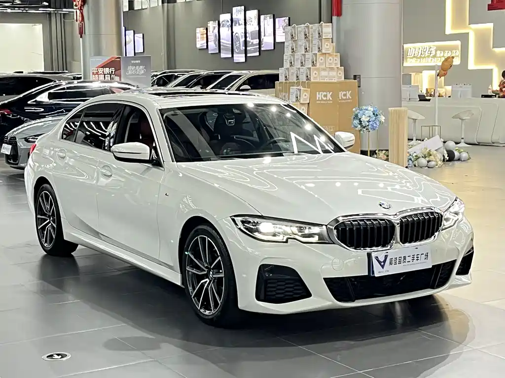 BMW 3 Series 2021