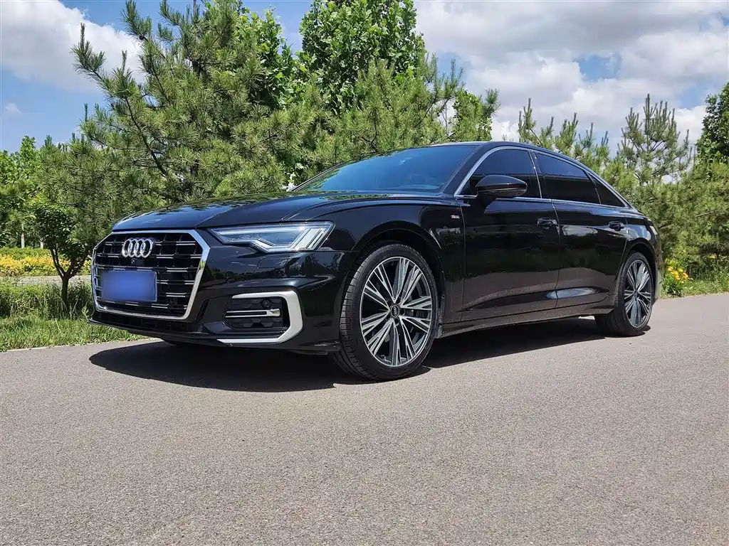 Audi A6L 2023 — фото 1