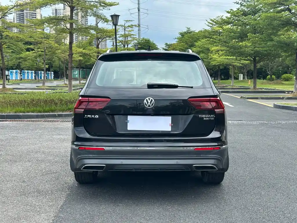 Volkswagen Tiguan L 2019 — фото 16