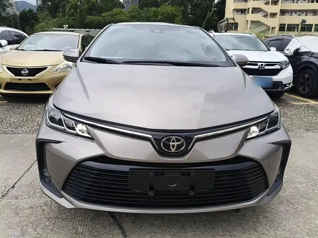 Toyota Corolla 2020 — фото 3