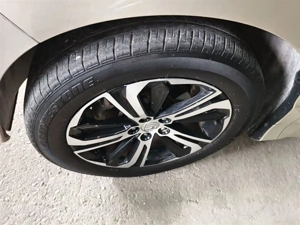 Honda UR-V 2018 — фото 23