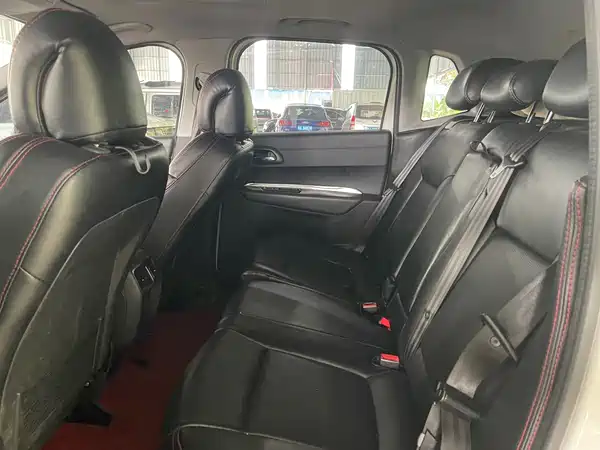 Peugeot 3008 2016