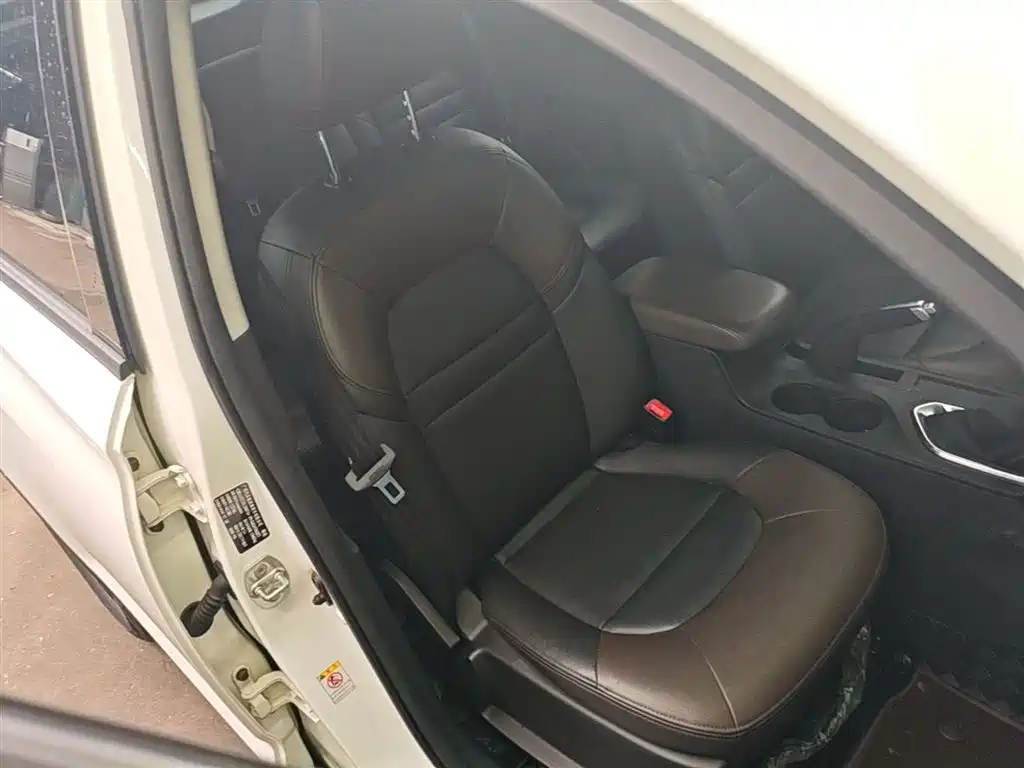 GAC Motor Trumpchi GS4 2017 — фото 25