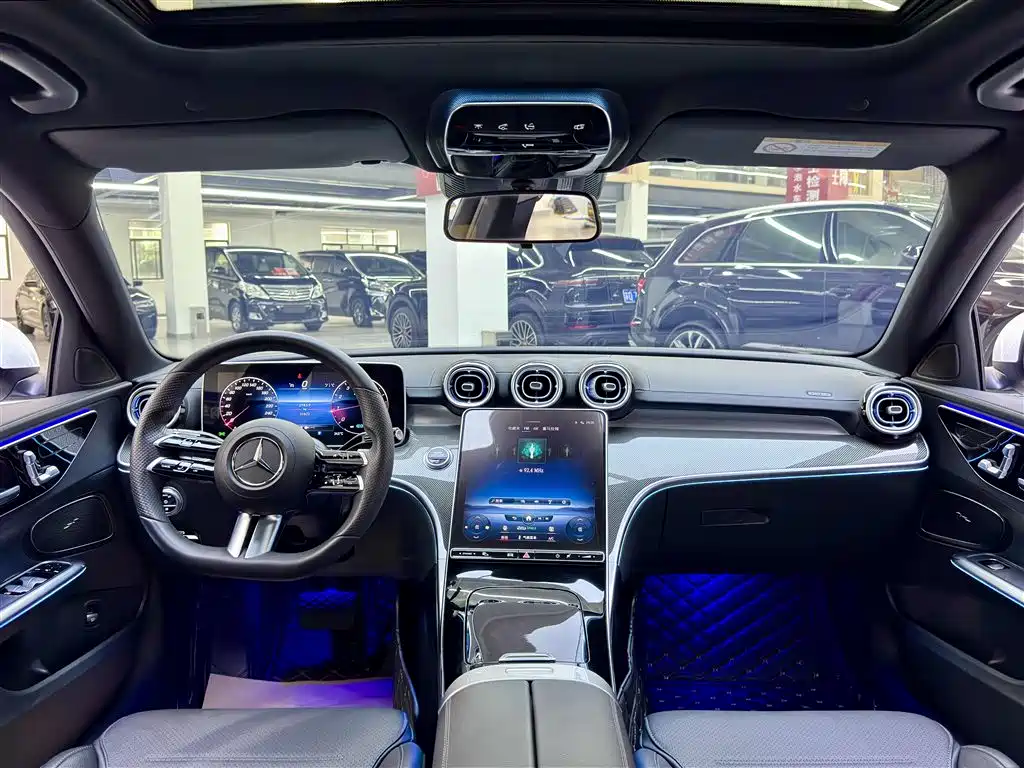 Mercedes-Benz C-Class 2022 — фото 11