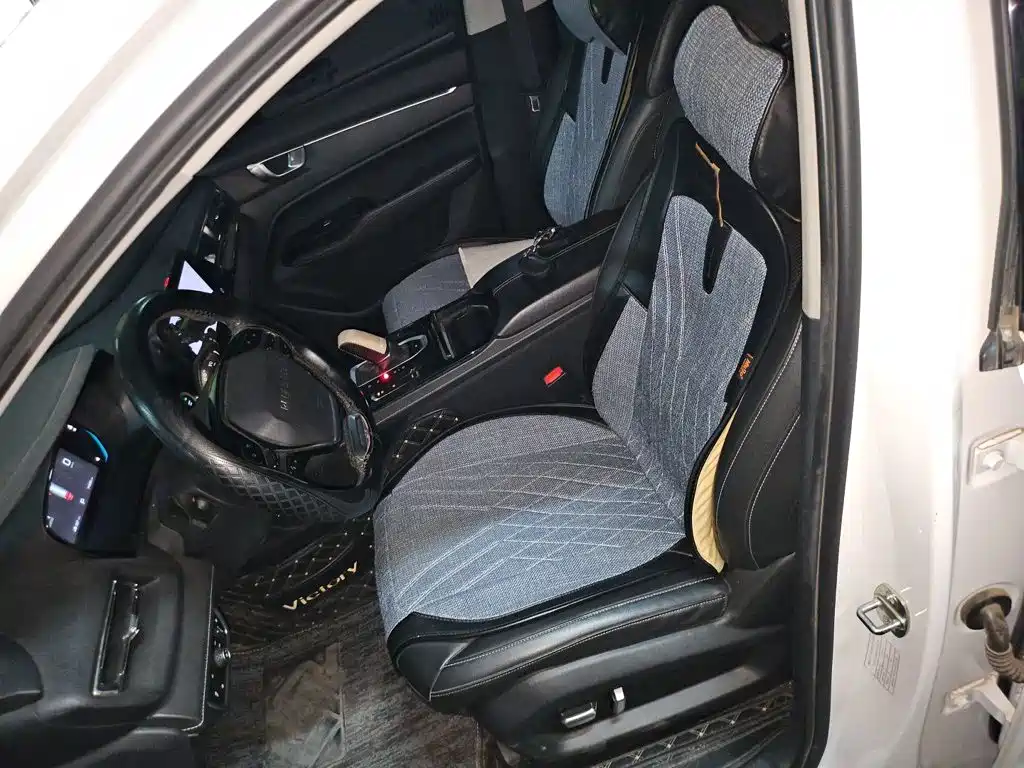 Wuling Victory 2021 — фото 11